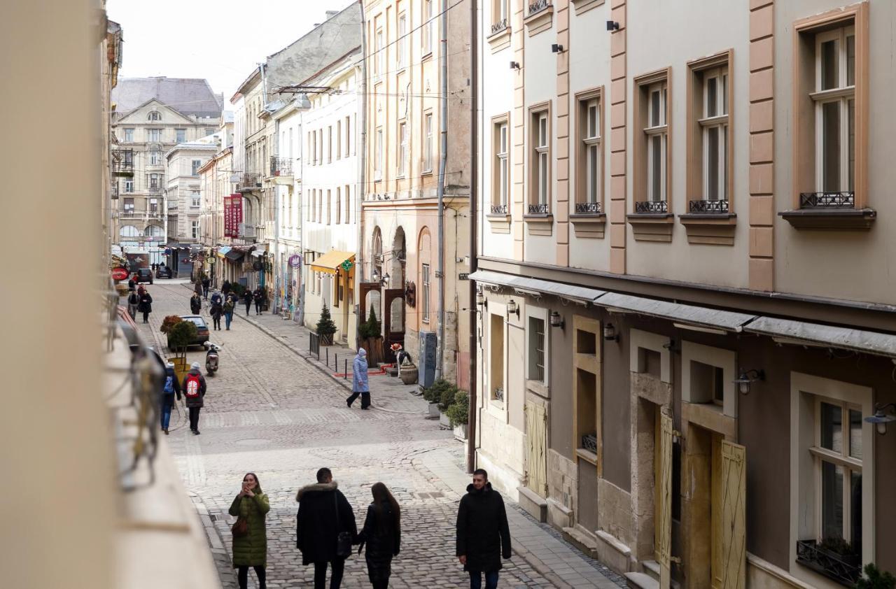 Main Square Apartment Good Stay In The City Center Lemberg Exterior foto